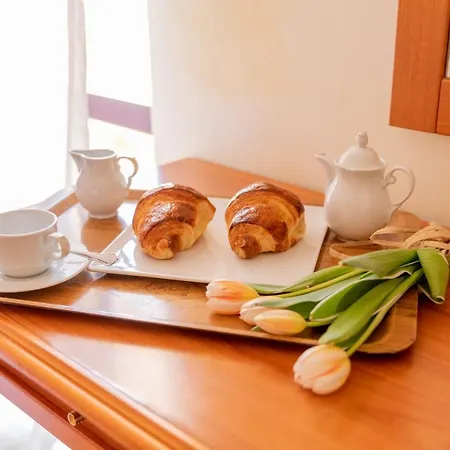 ベッド・アンド・ブレックファスト Mediterraneo ピッツォ