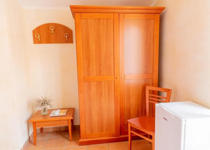 住宿加早餐酒店 Mediterraneo 皮佐